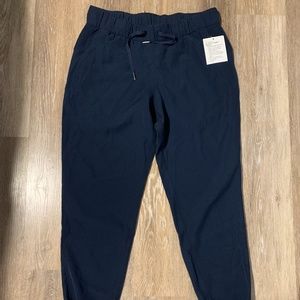 Lululemon On the Fly *Woven Joggers
